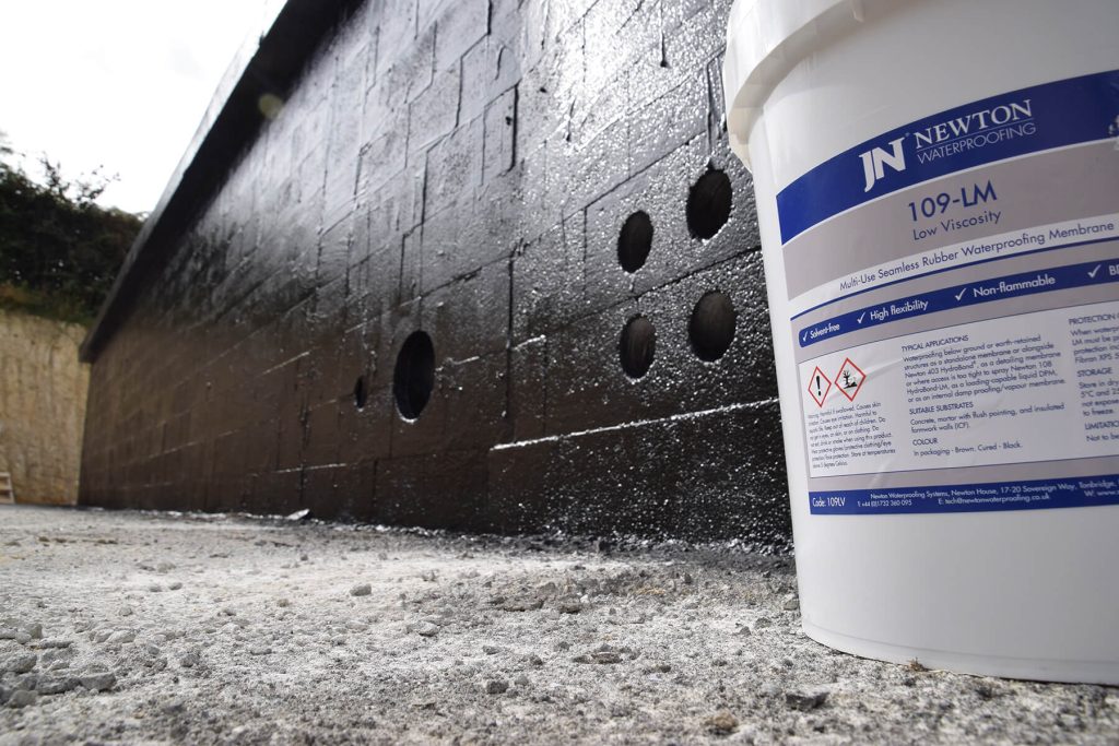 HydroBond 109-LM Blockwork Wall Gulliver