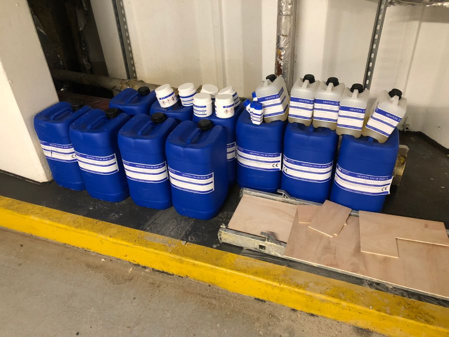 Tubs of Newton Flexible Acrylic Injection Resin